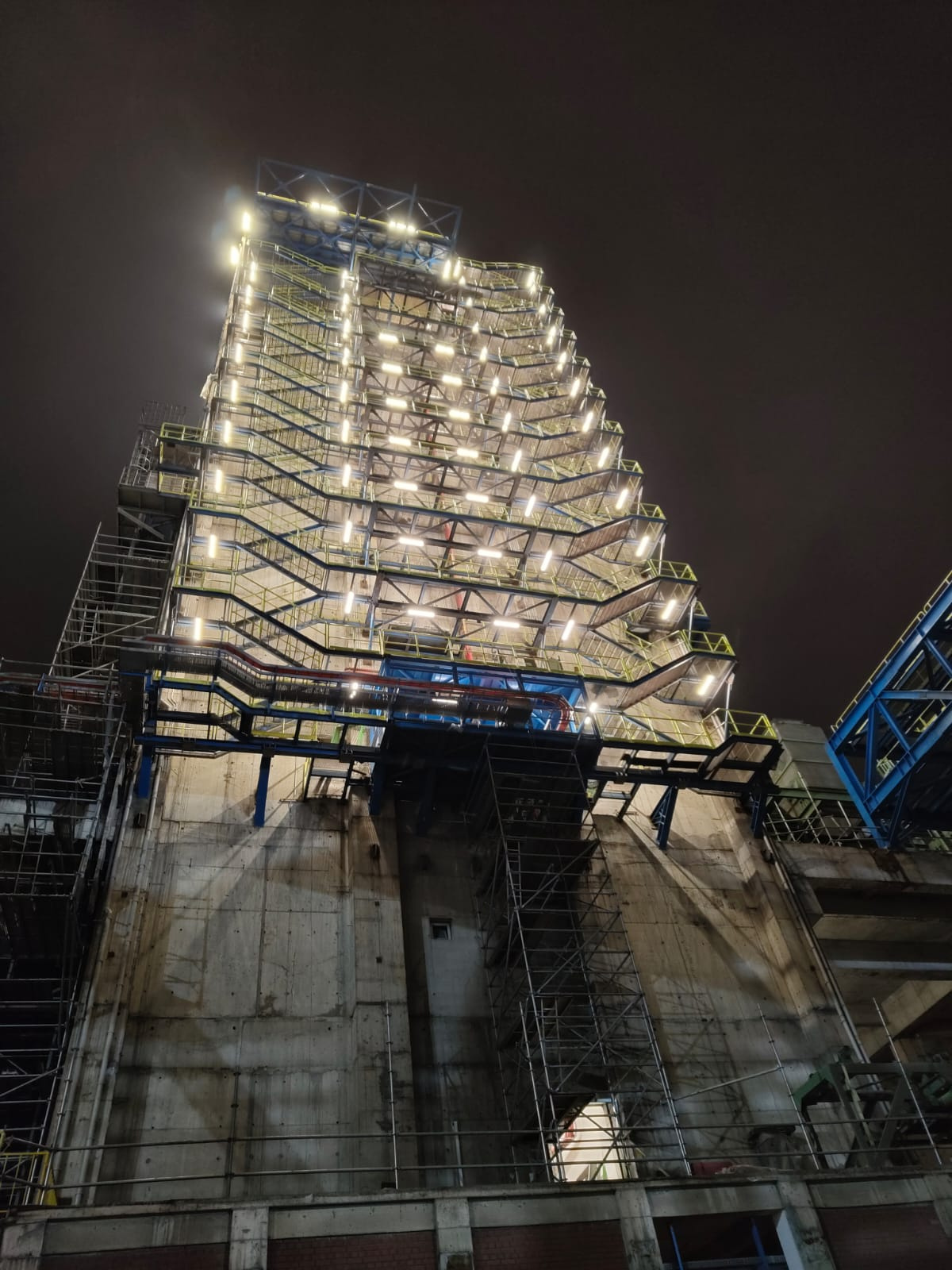 Temellerin önemli olduğu bir dünyada, biz yalnızca yapılar inşa etmiyoruz — kalıcı miraslar yaratıyoruz.